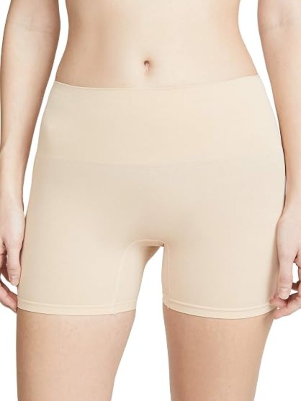 NWT Yummie Women's Ultralight Seamless Shapewear Short in Frappe Size 1X/2X YM9